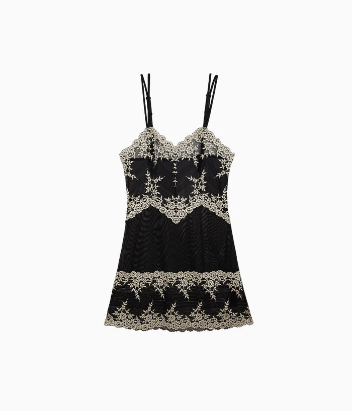 Embrace Lace® Chemise: Black