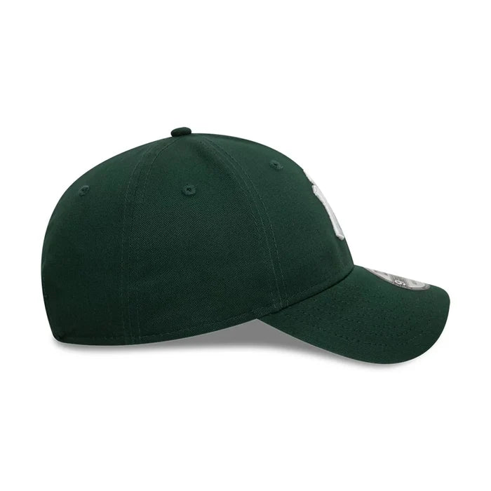 NEW ERA New York Yankees League Essential Dark Green 9FORTY Adjustable Cap