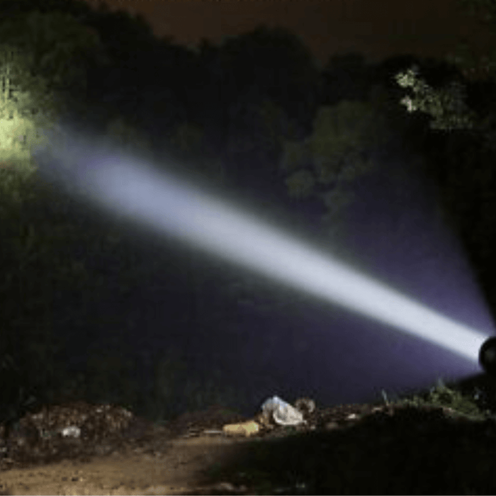 P1000 LED Rechargeable Flashlight