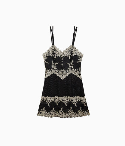 Embrace Lace® Chemise: Black