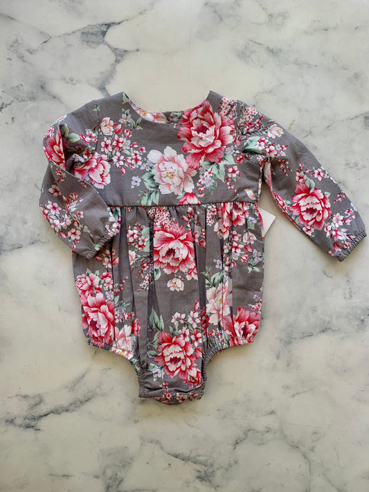 Grey and pink romper - Love Sam