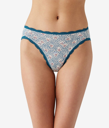 Inspired Eyelet Hi-Leg: Brushstroke