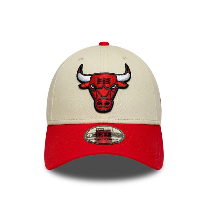 NEW ERA Chicago Bulls NBA Colourblock Cream & Red 9FORTY Adjustable Cap