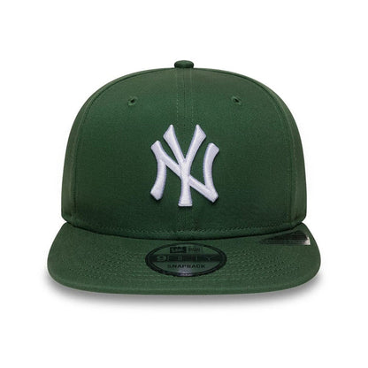 NEW ERA Yankees MLB League Essential Dark Green 9FIFTY Snapback Adjustable Cap