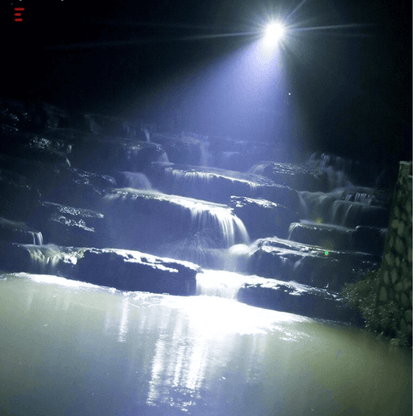 P1000 LED Rechargeable Flashlight